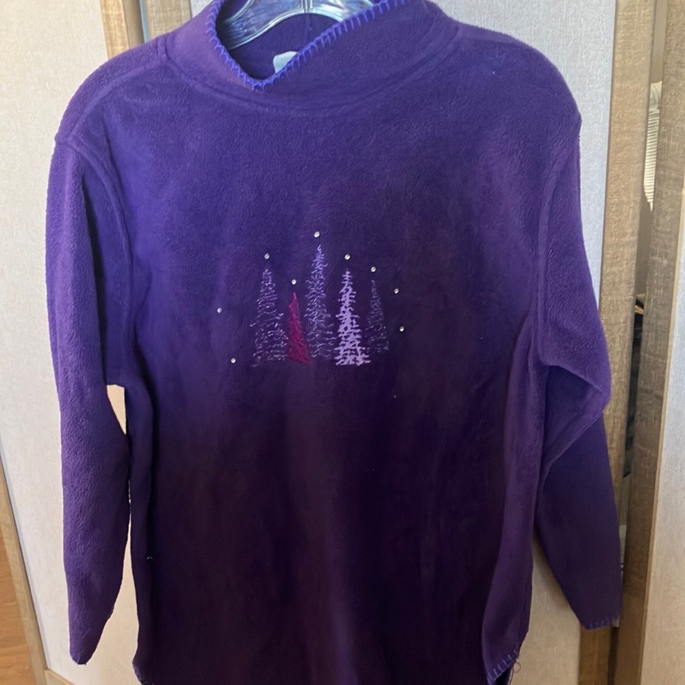 FINAL MARKDOWN Basic Editions Purple Fleece Pullover small